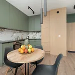 Apartment Wieniawskiego With Balcony Stacja Estate By Renters