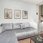 Apartment Wieniawskiego With Balcony Stacja Estate By Renters *