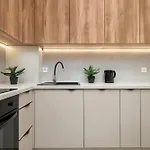 Apartment Wieniawskiego With Balcony Stacja Estate By Renters *