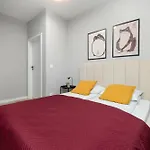 Wieniawskiego With Balcony Stacja Estate By Renters * Lodz