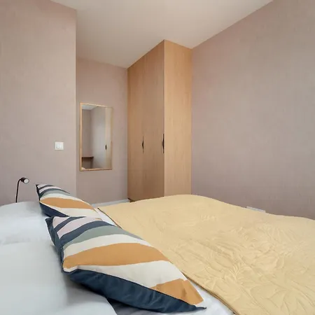 Wieniawskiego With Balcony Stacja Estate By Renters *