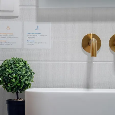 Apartment Wieniawskiego With Balcony Stacja Estate By Renters Lodz