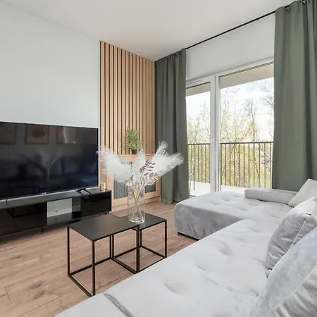 Wieniawskiego With Balcony Stacja Estate By Renters * Lodz