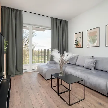 Wieniawskiego With Balcony Stacja Estate By Renters Apartment Lodz (Lodz)