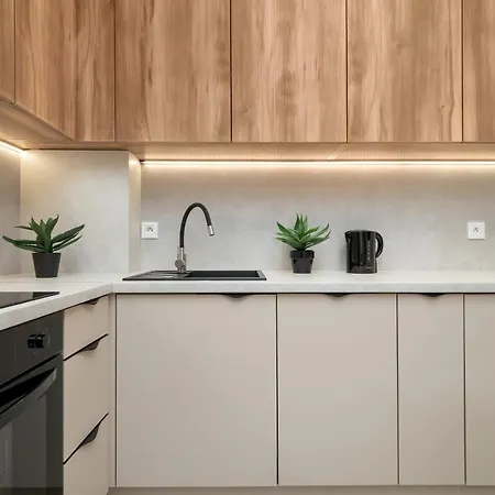 Apartment Wieniawskiego With Balcony Stacja Estate By Renters *