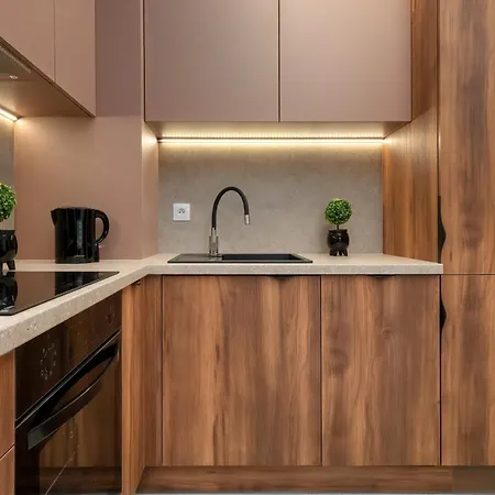 Apartment Wieniawskiego With Balcony Stacja Estate By Renters Lodz