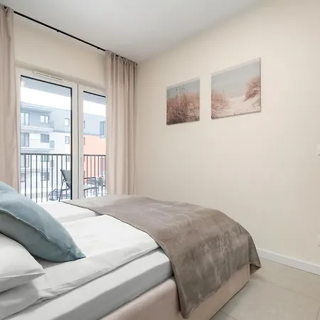 Wieniawskiego With Balcony Stacja Estate By Renters Appartamento