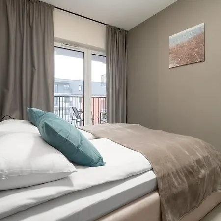 Wieniawskiego With Balcony Stacja Estate By Renters Apartment