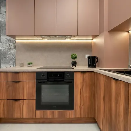 Wieniawskiego With Balcony Stacja Estate By Renters