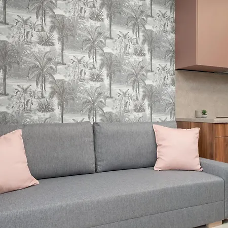 Wieniawskiego With Balcony Stacja Estate By Renters