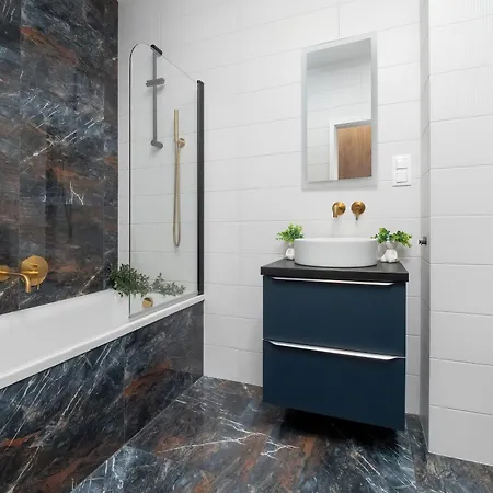 Wieniawskiego With Balcony Stacja Estate By Renters Апартаменти Лодзь