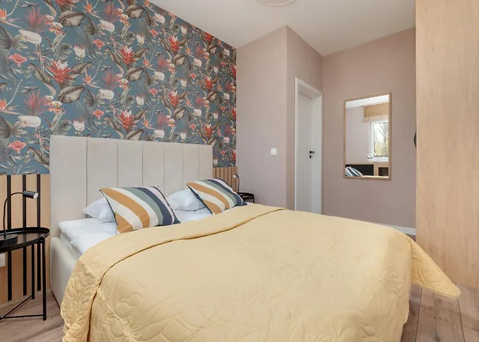 Апартаменти Wieniawskiego With Balcony Stacja Estate By Renters