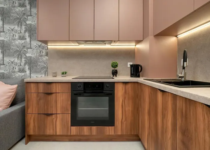 Wieniawskiego With Balcony Stacja Estate By Renters