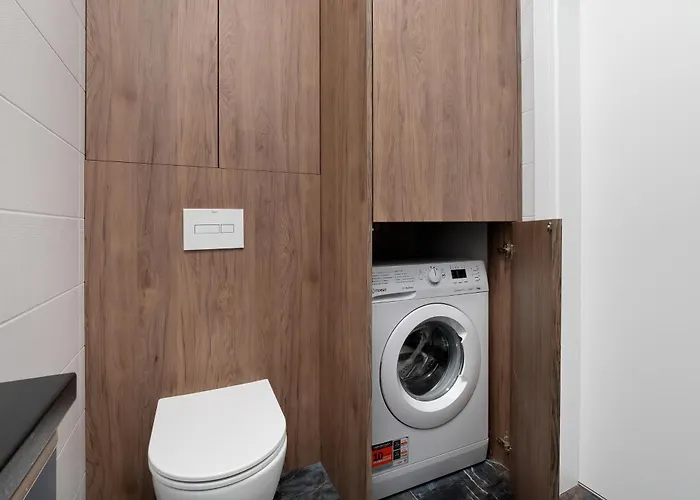 Lejlighed Wieniawskiego With Balcony Stacja Estate By Renters Łódź